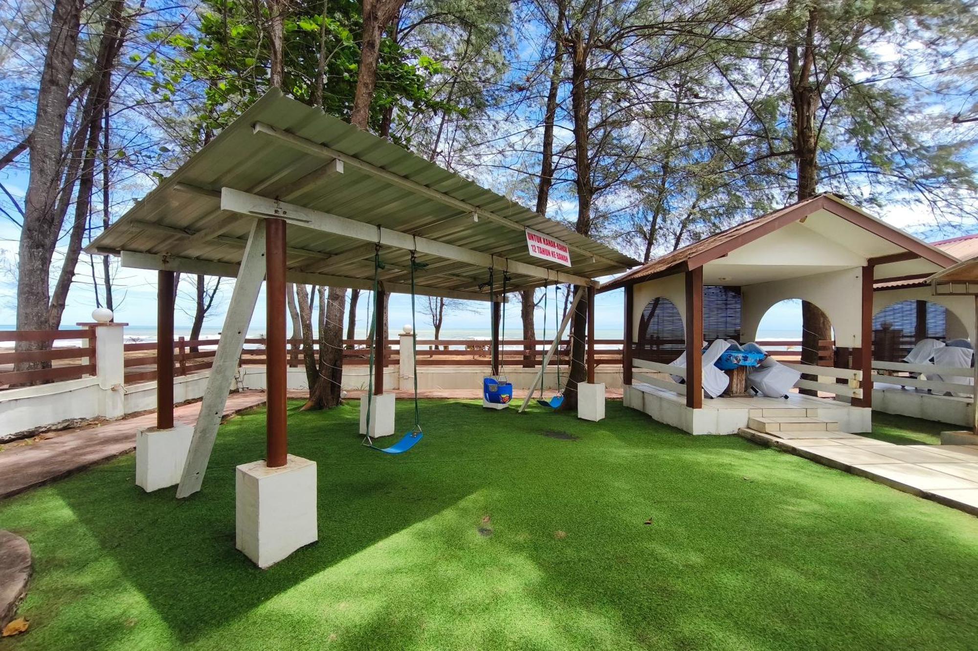 Alsafina Kijal Beach Resort & Restaurant Eksteriør bilde