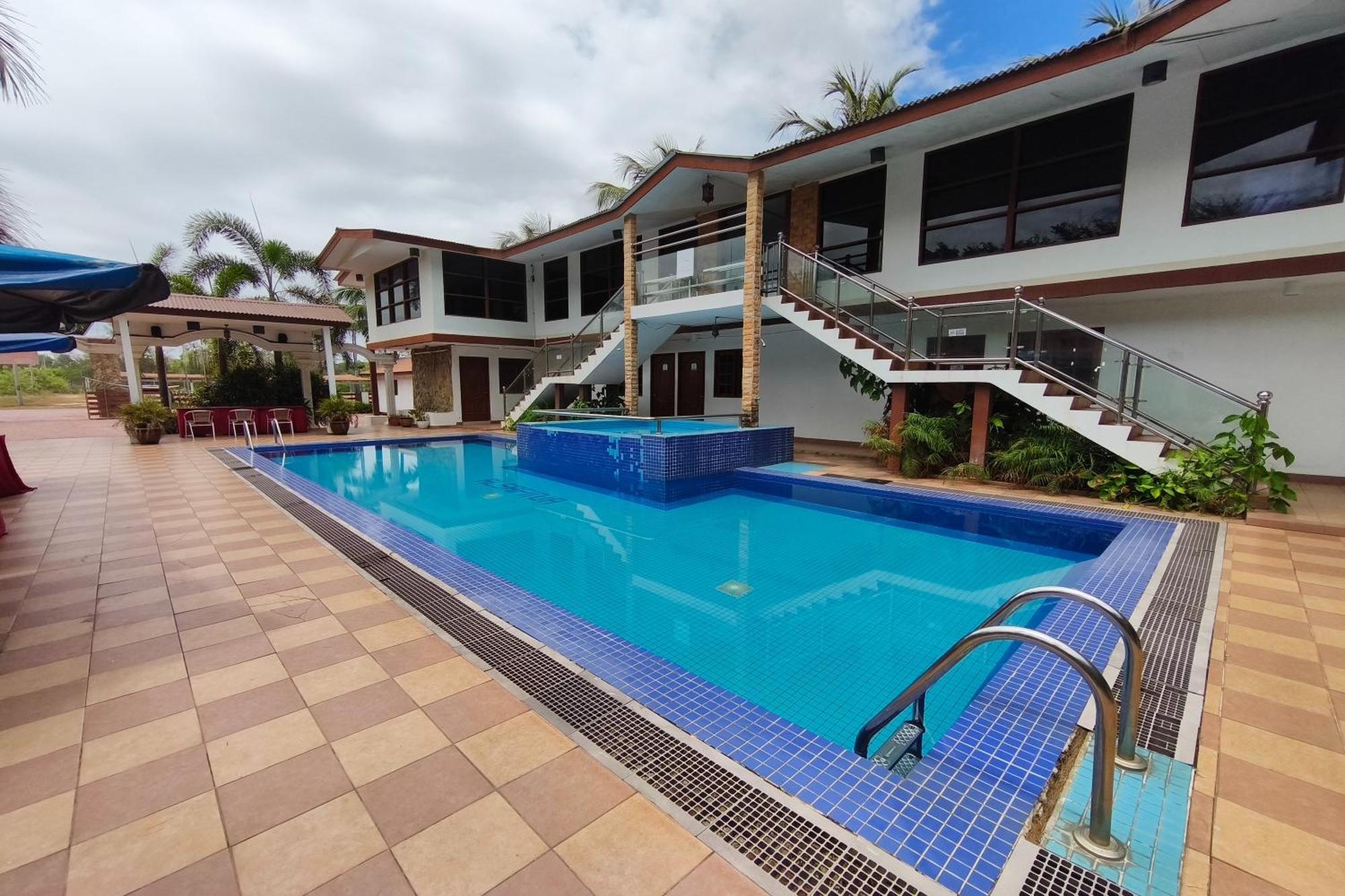 Alsafina Kijal Beach Resort & Restaurant Eksteriør bilde