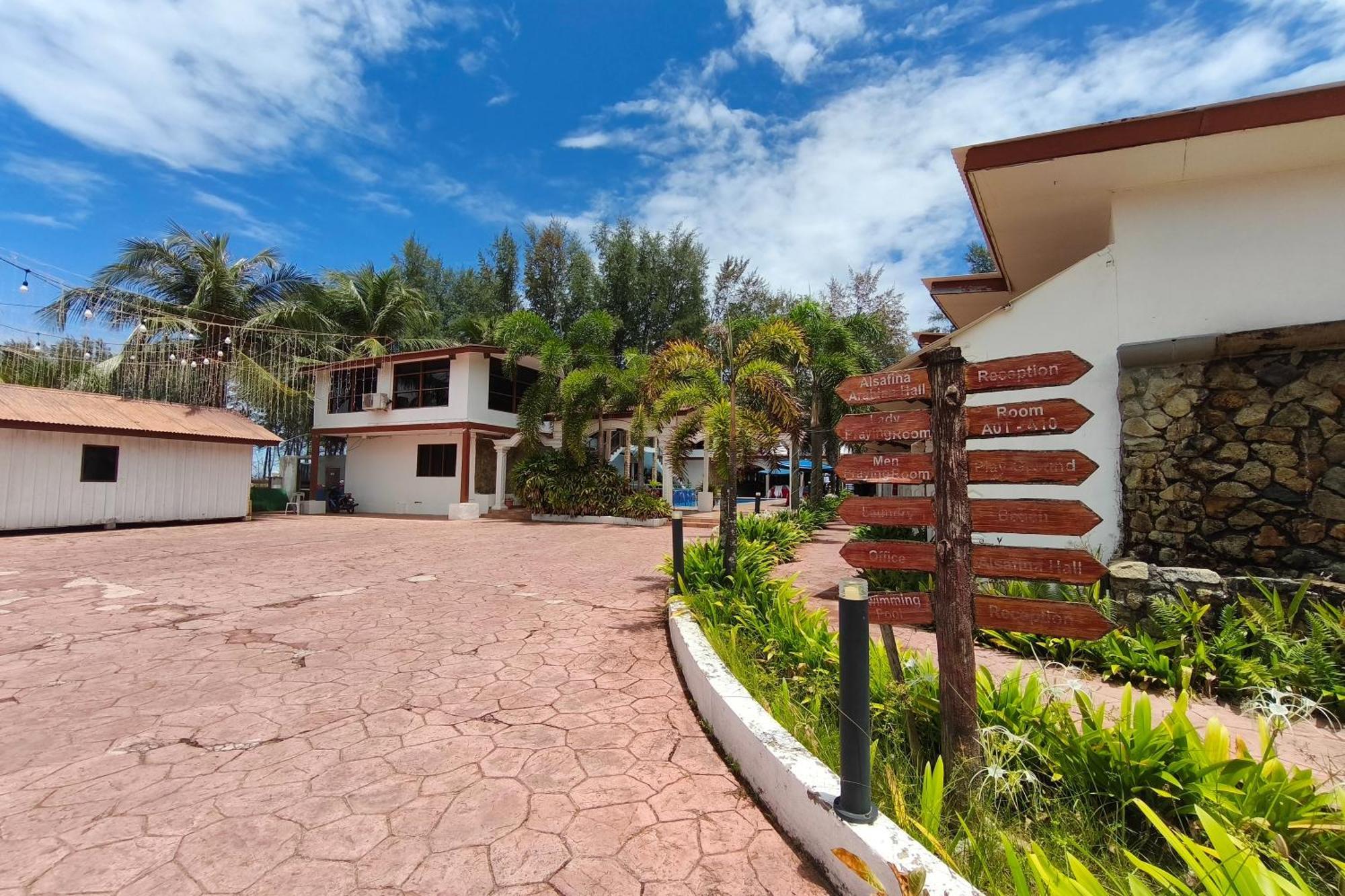 Alsafina Kijal Beach Resort & Restaurant Eksteriør bilde